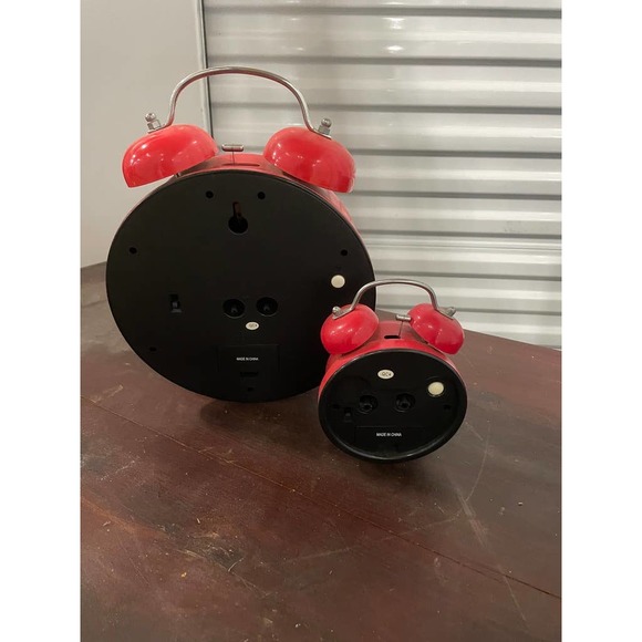 Pair of Coca-Cola Alarm Clocks0 - Picture 2 of 6